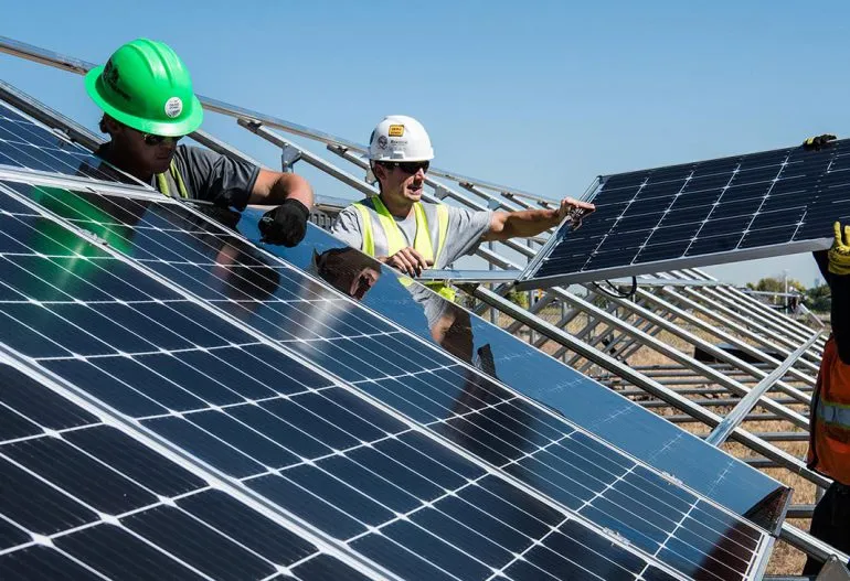 2020 Yılında Güneş Enerjisi İzinlerini Düzenlemek için Dikkat Edilmesi Gereken Önemli Faktörler